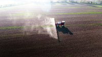 planet e.: Schöne neue Landwirtschaft? Die Bayer-Monsanto-Fusion